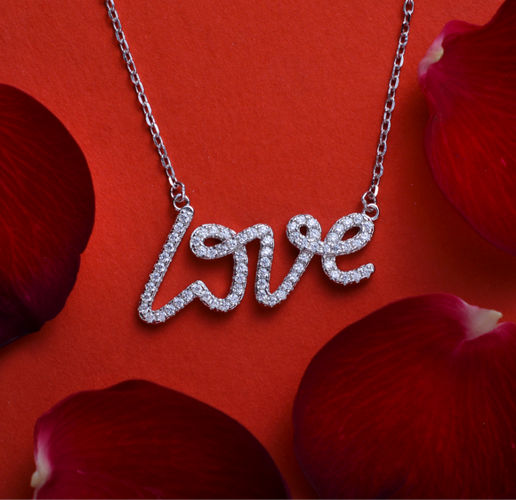 “LOVE” NECKLACE IN S925 SILVER