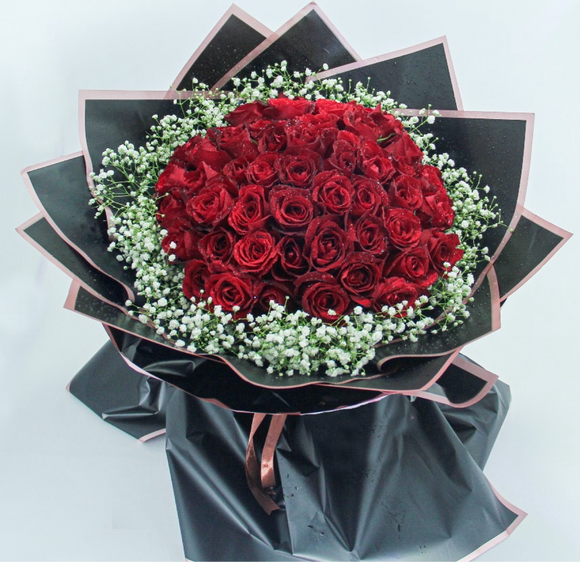 Valentine Special (50 Roses)