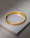 Classic Frosted Shell Bangle