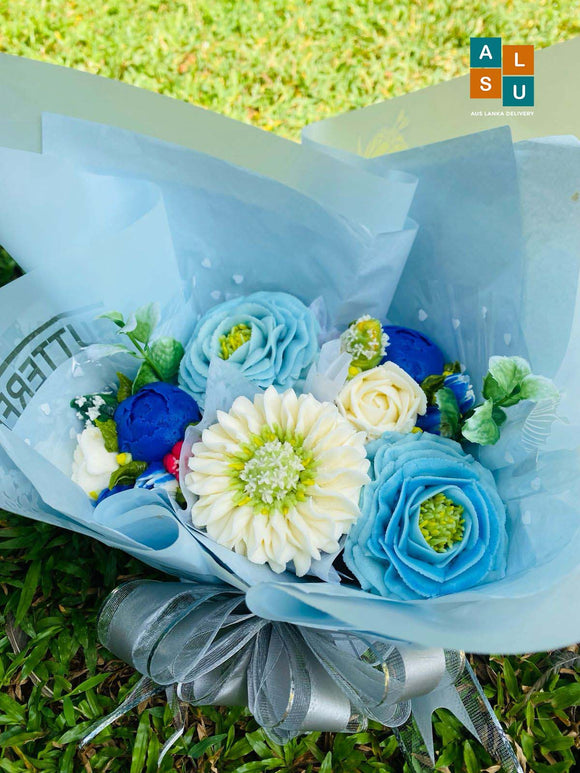 Bloom & Bite Cup Cake Bouquet