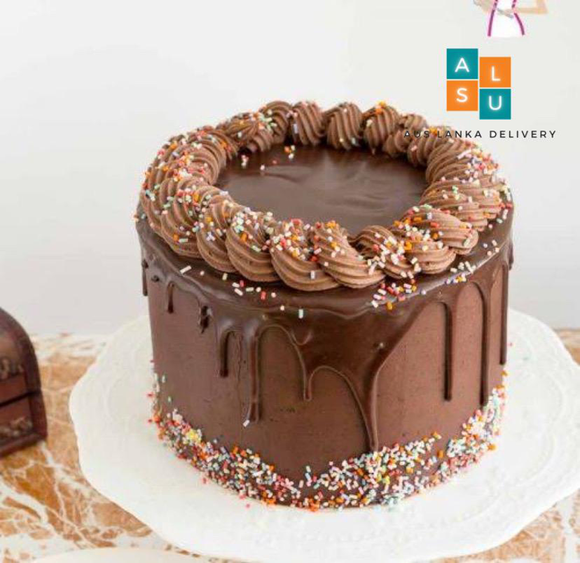 Chocolate Icing Round Cake