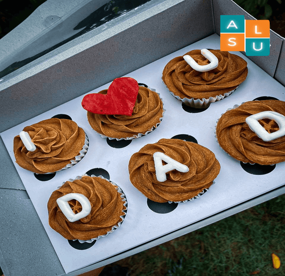 LOVE CUP CAKES FOR DAD - Aus Lanka Delivery